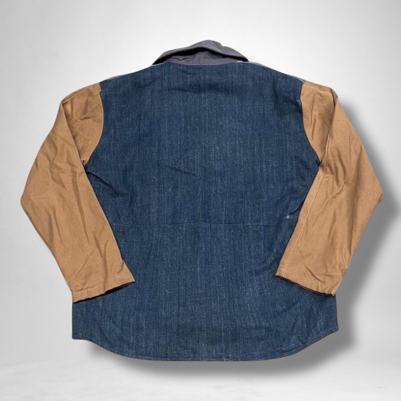 Custom Reworked Carhartt Jacket – One-of-a-Kind Vintage Streetwear Piece
