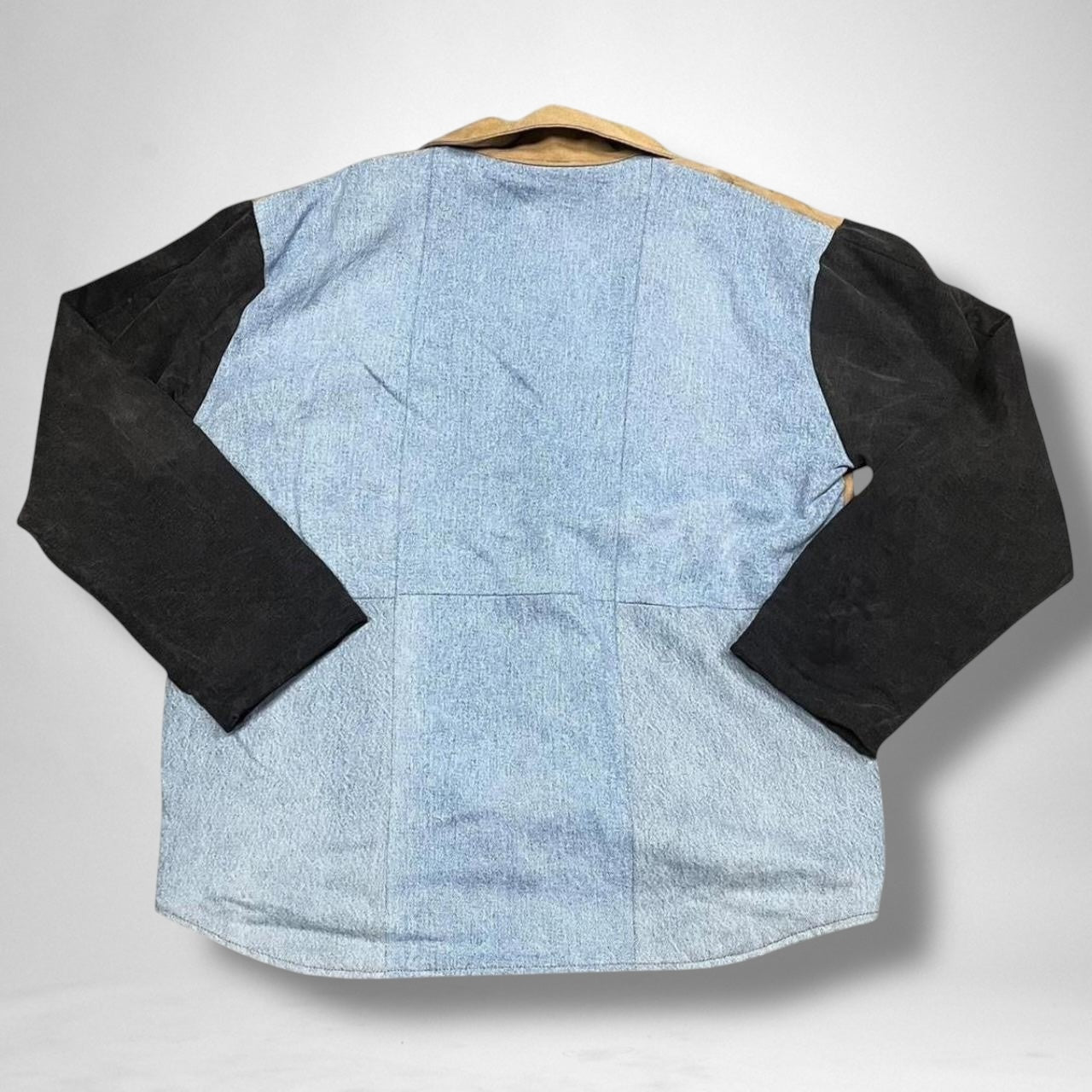 Reworked Carhartt Jacket – Vintage Utility Meets Modern Streetwear