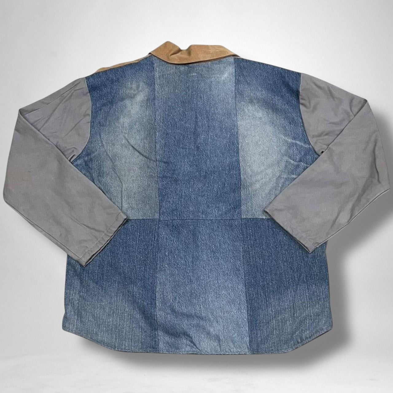 Reimagined Carhartt Jacket – Vintage Workwear Rebuilt for Street Style