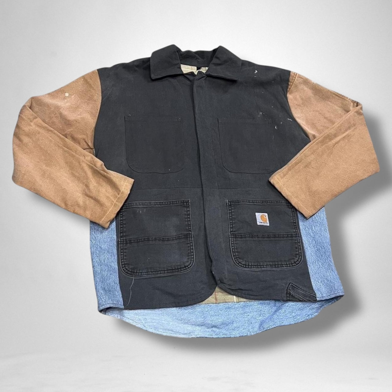 Reworked Carhartt Jacket – Authentic Vintage with Bold Custom Design