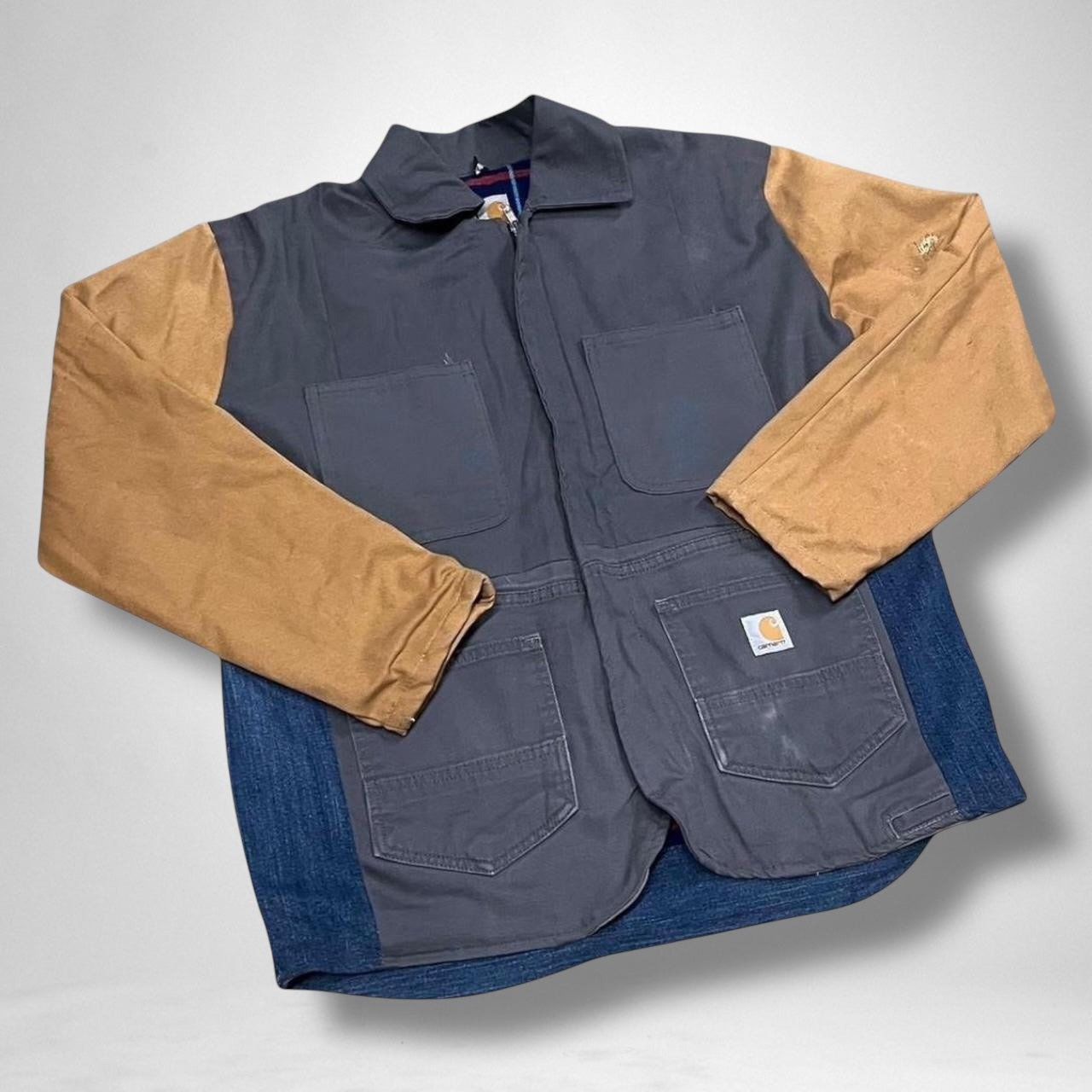 Reworked Carhartt Jacket – Vintage Workwear Reinvented for Street Style