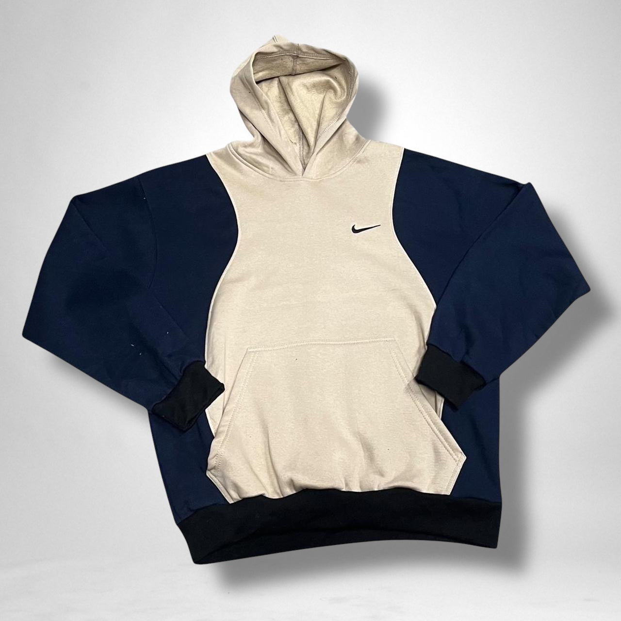 Reworked Nike Hoodie Beige & Navy | Vintage Upcycled Sweatshirt Streetwear